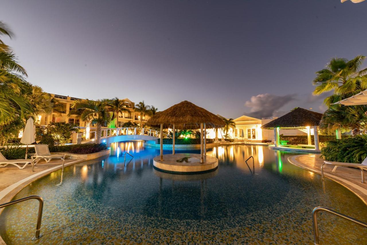 The Atrium Resort Grace Bay Kültér fotó