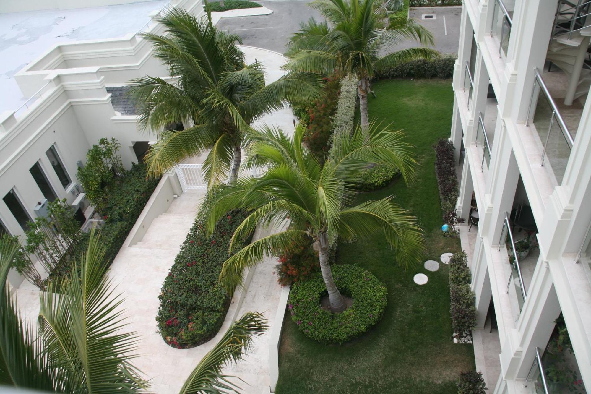 The Atrium Resort Grace Bay Kültér fotó