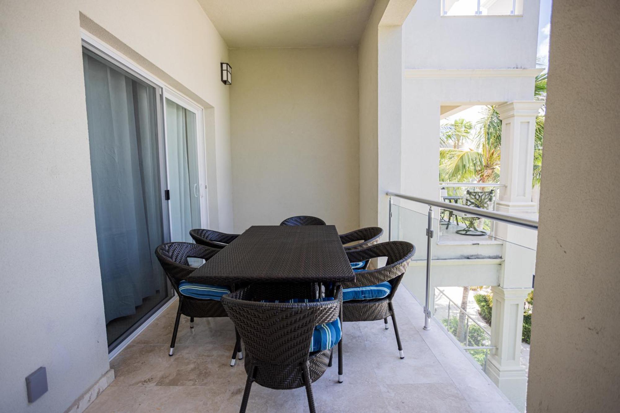The Atrium Resort Grace Bay Kültér fotó